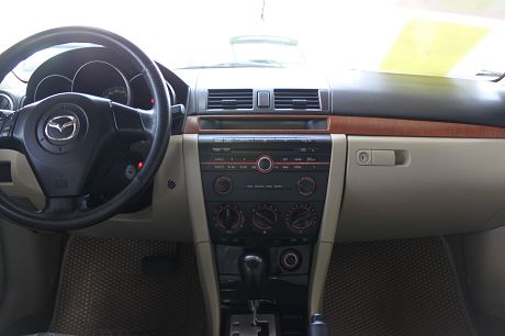 Mazda 馬自達 3 照片2