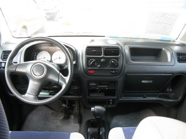 運通汽車-2005年-鈴木-Solio 照片5