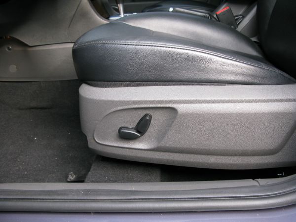 運通汽車-2008年-福特-Focus 照片6