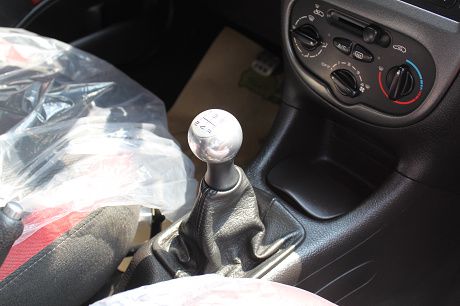 Peugeot 寶獅 206  照片8