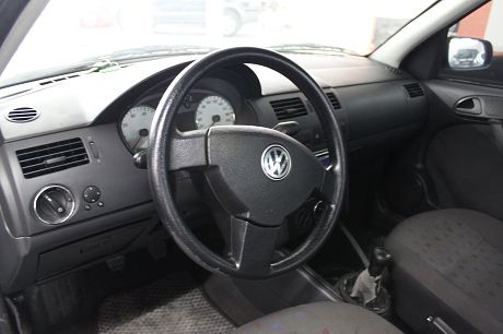 VW 福斯 Pointer  照片2