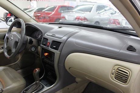 Nissan 日產 Sentra M1  照片3