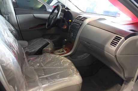 Toyota豐田 Altis  照片5