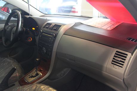 Toyota豐田 Altis  照片6