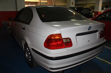 BMW 寶馬 3系列 318 照片9