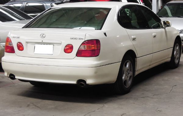 1998 凌志 GS300 高鐵汽車 照片7