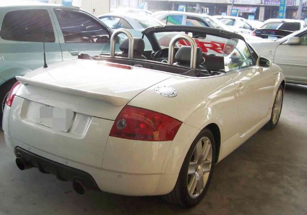 AUDI TT 01年 1.8白 照片2