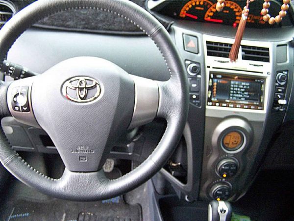 豐田 YARIS 11年 1.5白 照片8