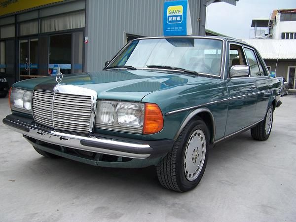 BENZ 230E 84年 2.3綠 照片1