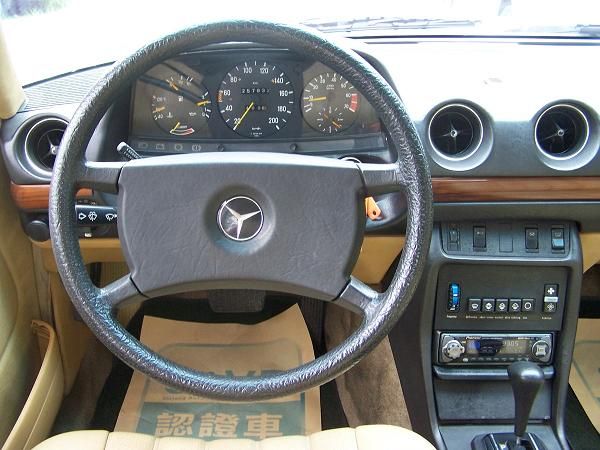 BENZ 230E 84年 2.3綠 照片3