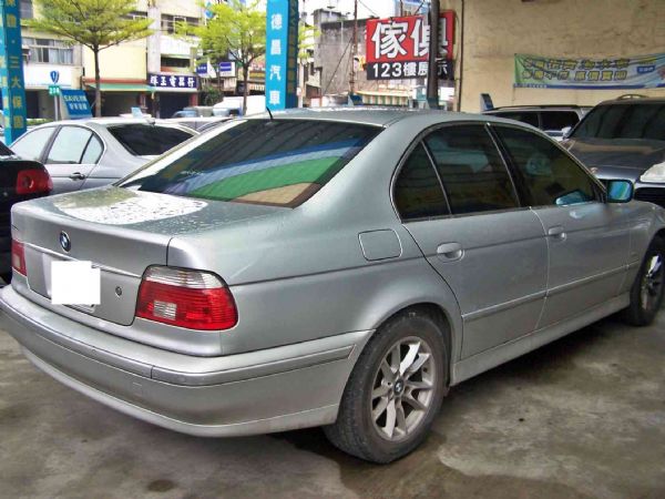 BMW 520 03年 2.2銀 照片2