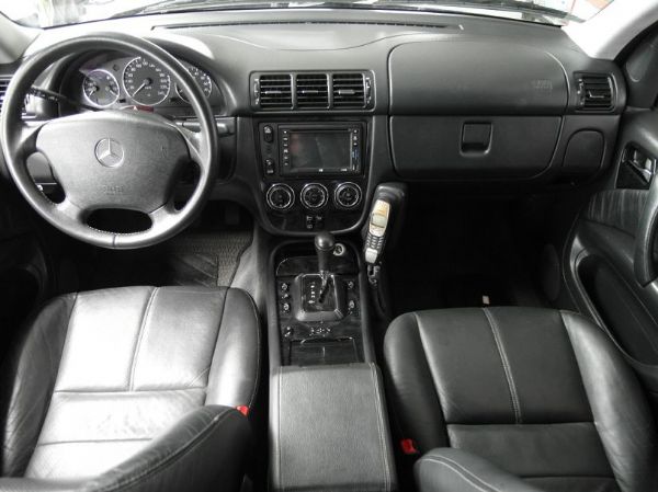 BENZ ML350 03年 3.7銀 照片3