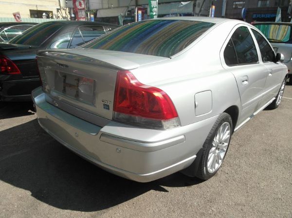 富豪 S60 05年 2.0銀 照片1