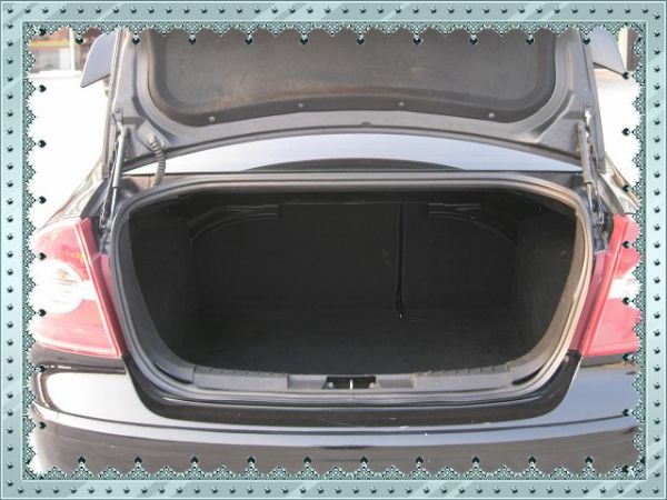 {翔芳汽車}07年 佛卡斯 <天窗> 照片10