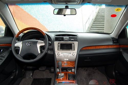 豐田 Camry 2.4G 照片4