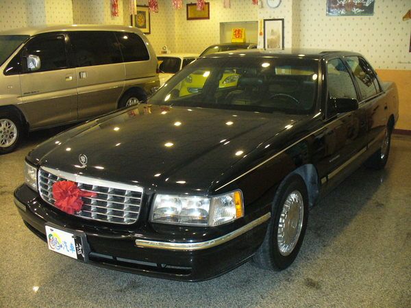 98年Cadillac/DEVILLE 照片7