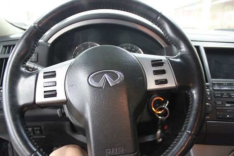 Infiniti 極致 FX35  照片6