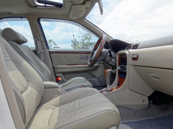 NISSAN SENTRA HV 照片7