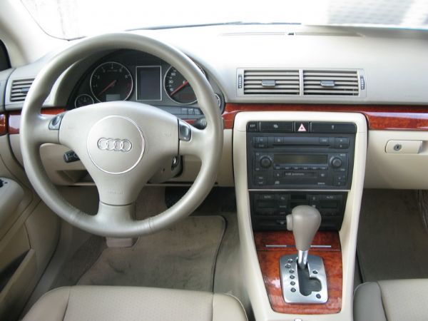 運通汽車-2005年-AUDI-A4 照片2