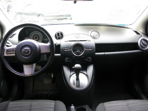 運通汽車-2009年-MAZDA-2 照片5