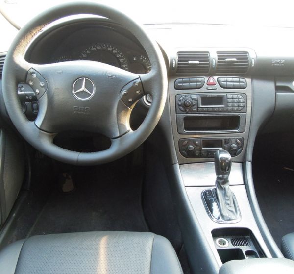 2000 BENZ C240 高鐵汽車 照片3