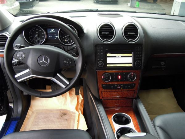 2009 BENZ GL450 高鐵汽車 照片2