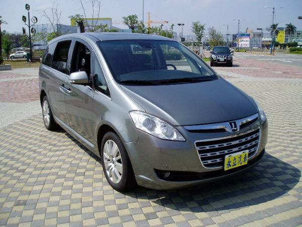 10 LUXGEN MPV 天窗.衛星導 照片7