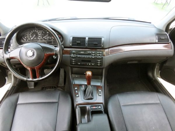 《永立汽車》01 BMW 318 天窗 照片8