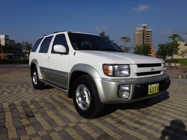 99年 INFINITY QX4 4WD 照片2