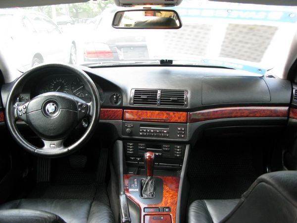 運通汽車-2001年-BMW-528 照片5