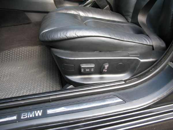運通汽車-2001年-BMW-528 照片7