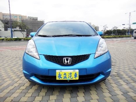 HONDA FIT 1.5 原廠保固中 照片4