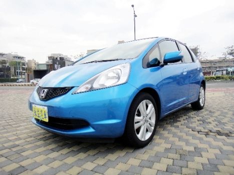 HONDA FIT 1.5 原廠保固中 照片7