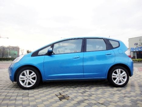 HONDA FIT 1.5 原廠保固中 照片8