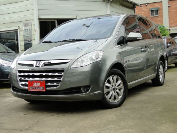 10年LUXGEN 7 MPV~天窗~ 照片9