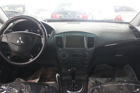 Mitsubishi 三菱 Grunde 照片2