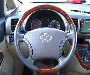 {中投汽車} 06年 威曲 G版 <數位 照片9