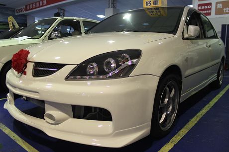 2004年三菱 Lancer 照片1