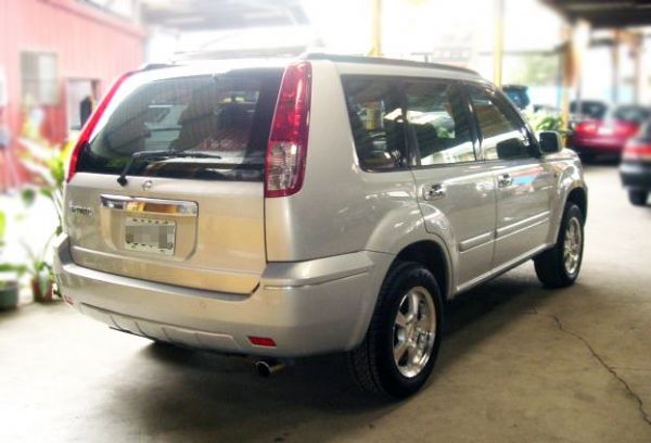 NISSAN X-TRAIL 照片2