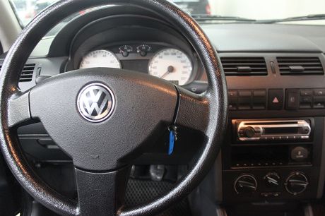 VW 福斯 Pointer 照片3