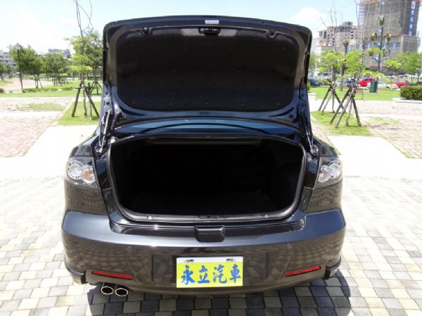 10 MAZDA 3 馬3 2.0S 頂 照片5