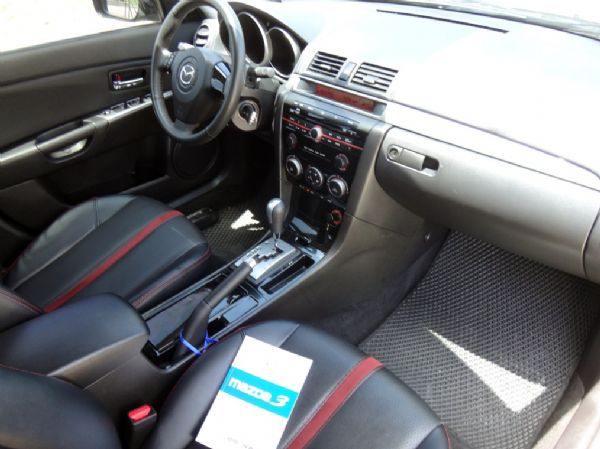 10 MAZDA 3 馬3 2.0S 頂 照片9