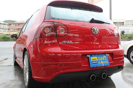 VW 福斯 Golf R32 照片9