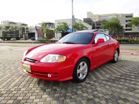 03 Hyundai 現代 Coupe  照片4