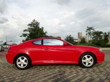 03 Hyundai 現代 Coupe  照片6