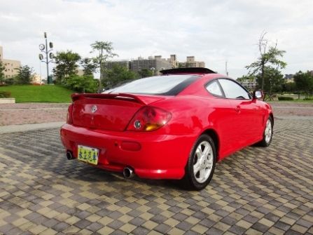 03 Hyundai 現代 Coupe  照片7