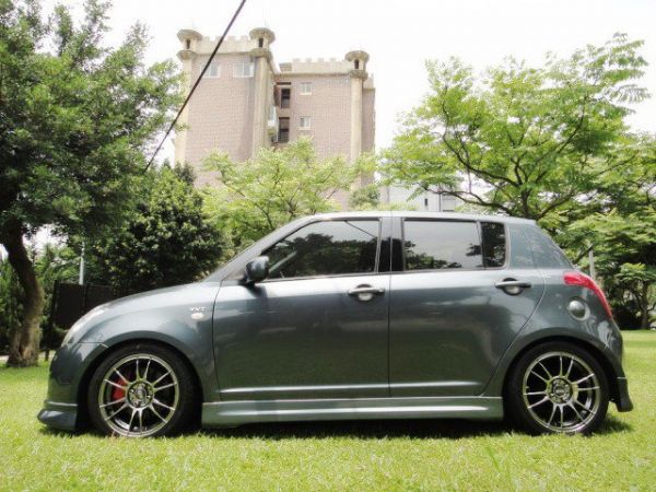 雅痞風06年Suzuki Swift 照片4