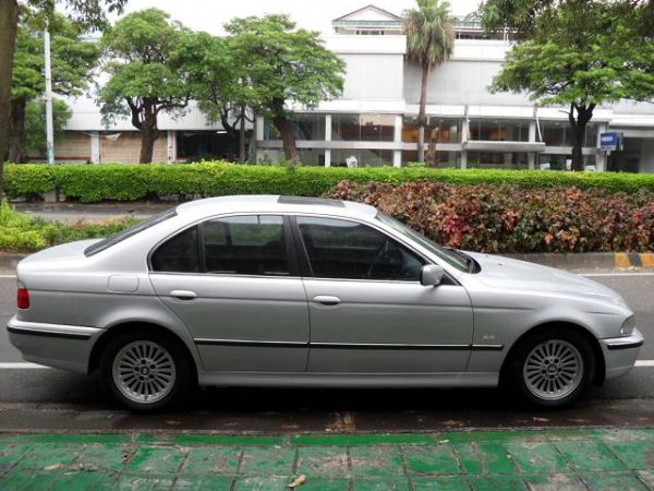 00年BMW528 中部一手車 資料齊全 照片8