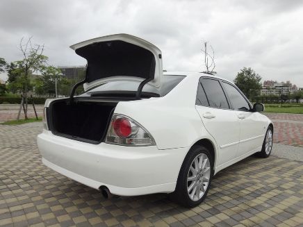 04 LEXUS IS200 Sport 照片6