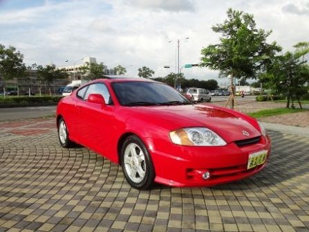 03 Hyundai 現代 Coupe  照片4